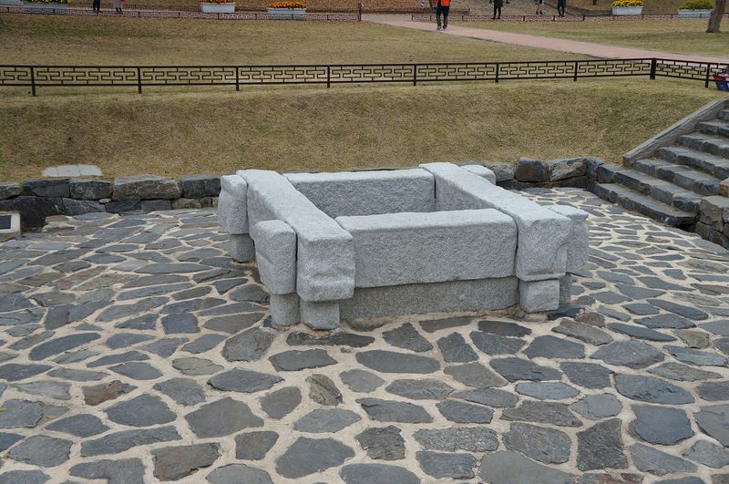 파일:민족기록화 유적 진주성 우물.jpg