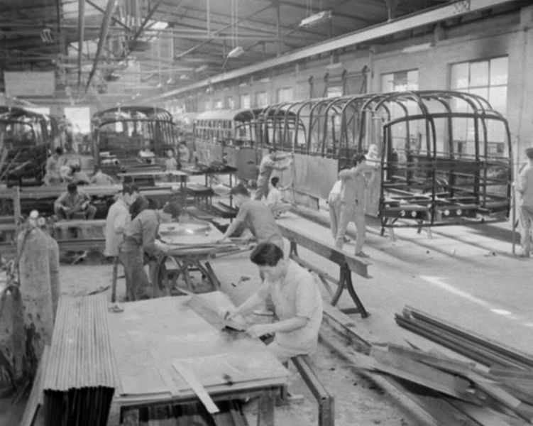 파일:민족기록화 단체 신진자동차 01.jpg