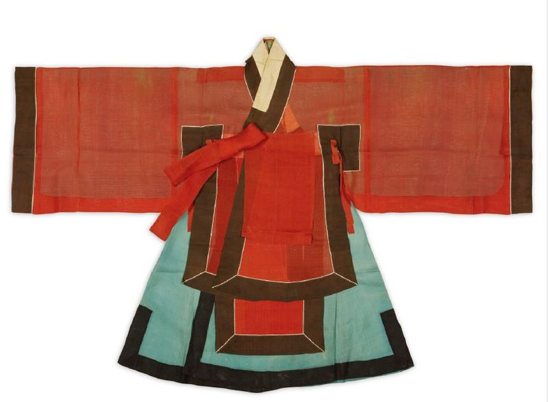 파일:궁중기록화 조복 일습1 석주선박물관.jpg