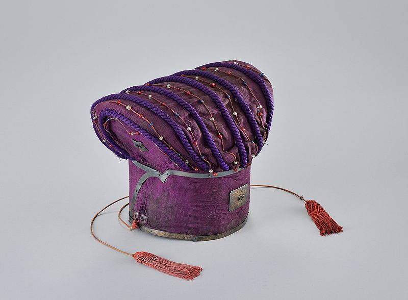 파일:궁중기록화 복식 원유관02 오륜대.jpg