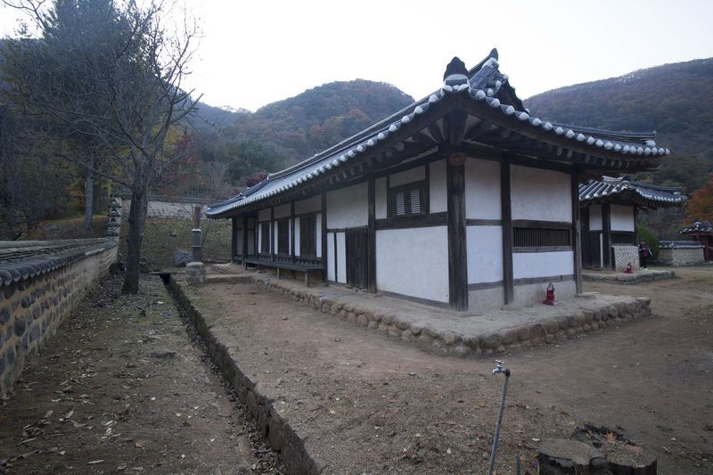 파일:HFP Hwanggangyeongdang hansujae back.JPG