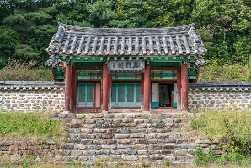 파일:HFP Sanguisa jinyeonggak-2.JPG