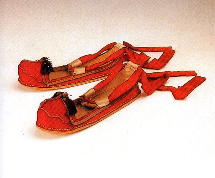 파일:궁중기록화 복식 적석 01.jpg