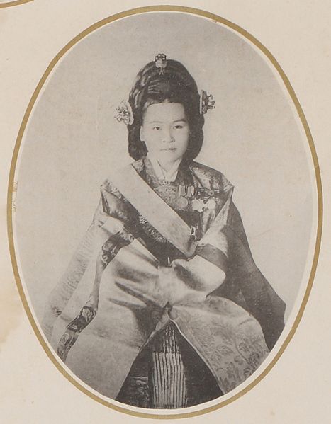 파일:궁중기록화 인물 순정황후01 고궁박물관.jpg