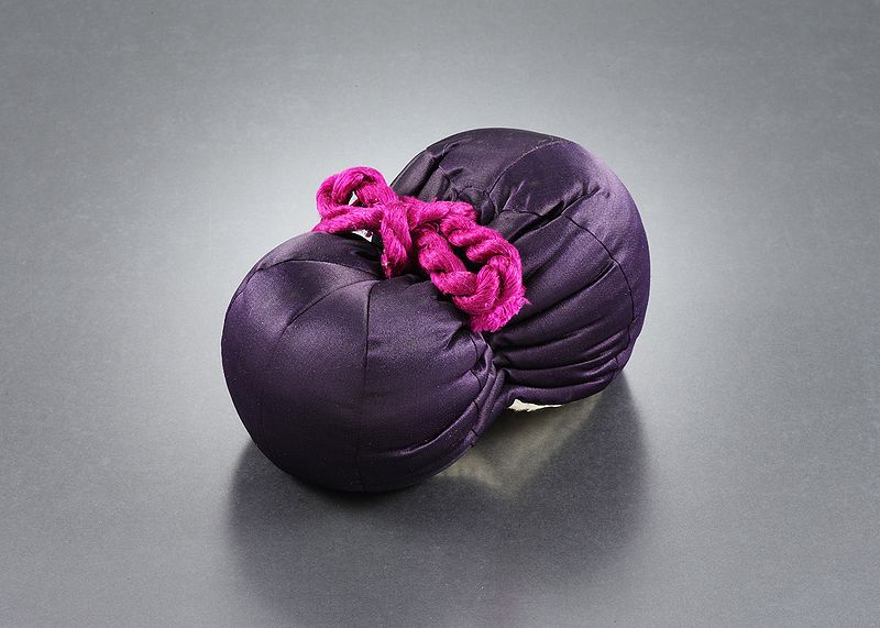 파일:궁중기록화 복식 어염족두리 고궁박물관.jpg