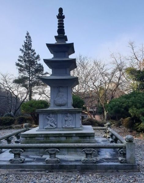 파일:용얀사 삼층석탑.jpg