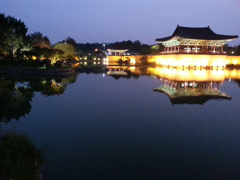 파일:Anapji mirror.jpg