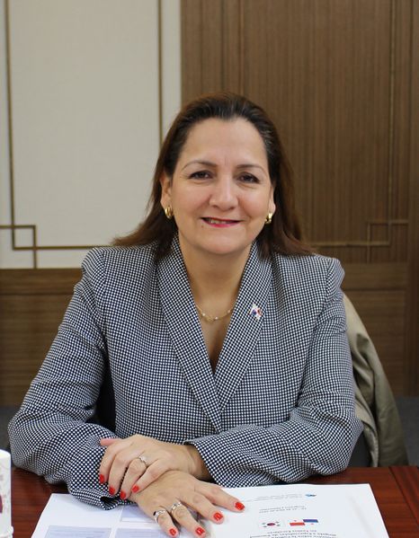 파일:Luz de Kam.jpg