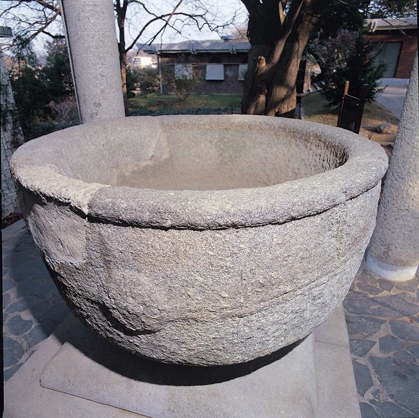 파일:공주 중동 석조 위.jpg