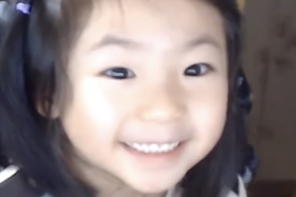 Calmdowndaughter HJW23KU.png.jpg