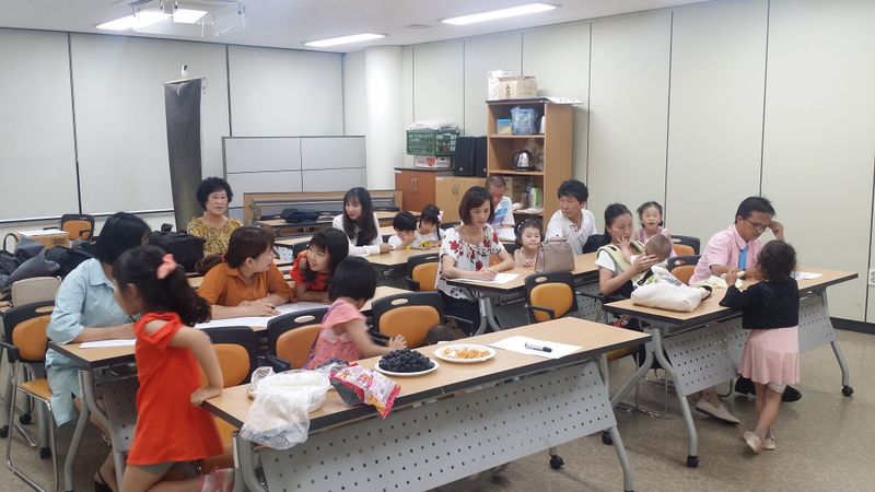 파일:다문화가족 사진자서전-3.jpg