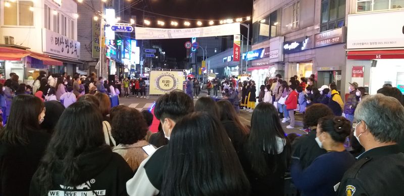 파일:차 없는 거리-4.jpg