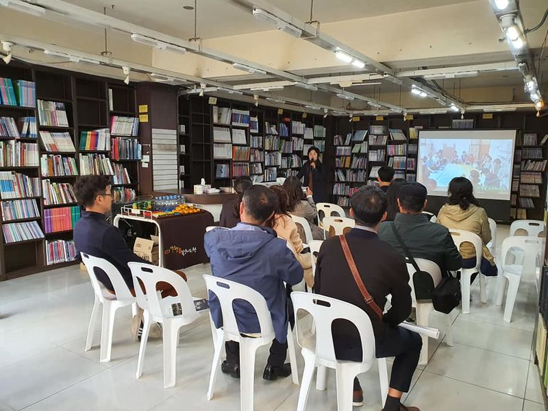 파일:입주작가 팸투어-1.jpg
