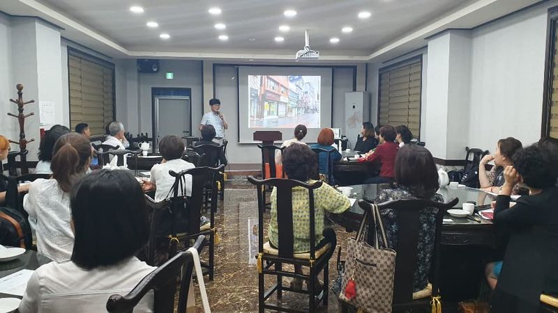 파일:시민공모사업팀 원탁토론회-2.jpg