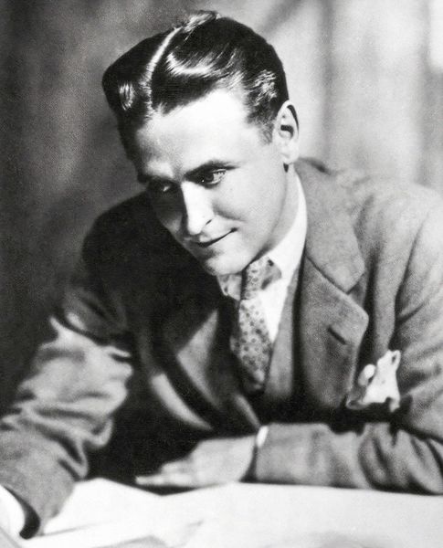 파일:F. Scott Fitzgerald.jpg