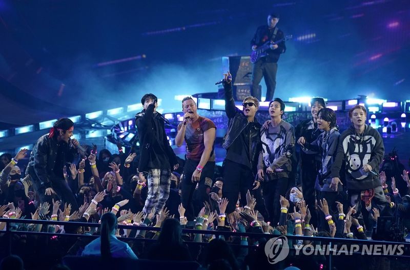 파일:방탄 콜드플레이(2).jpg