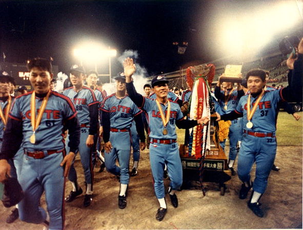 84 롯데 우승.jpg