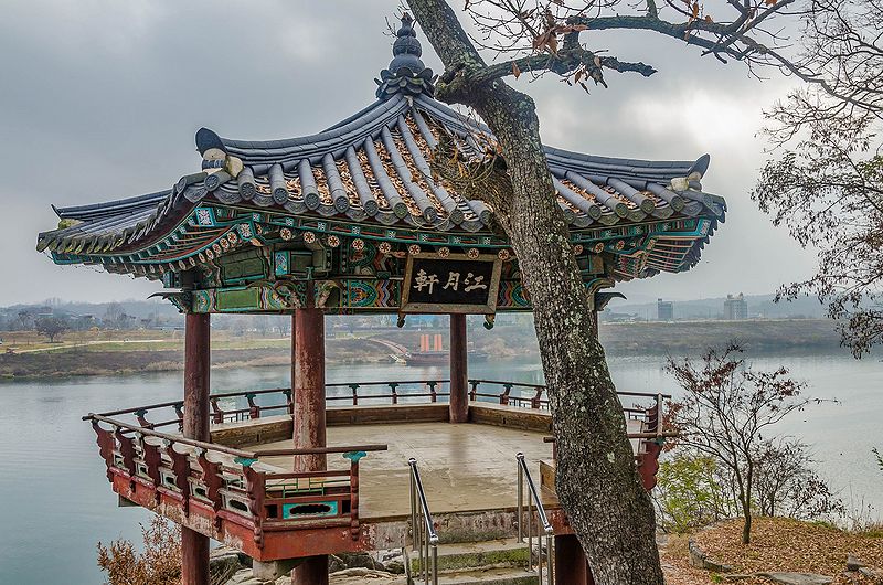 파일:BHST Silleuksa Gangwolheon.jpg