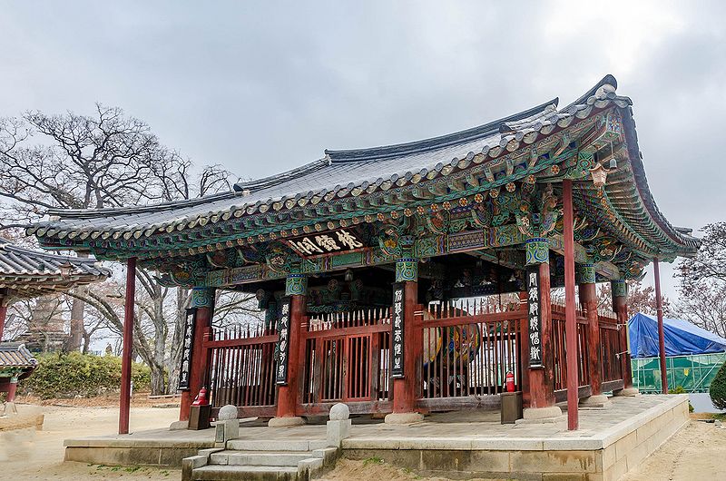 파일:BHST Silleuksa Beomjonggak.jpg