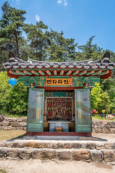 파일:BHST Beopheungsa Mandalajeon.jpg