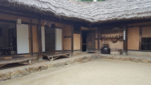  Korean Folk Village House