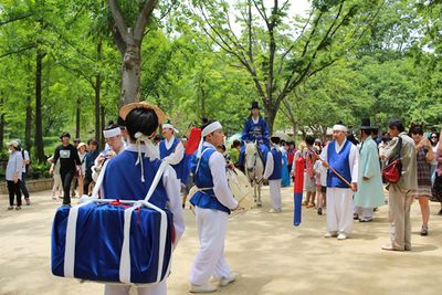 FolkvillageCHILE2.jpg