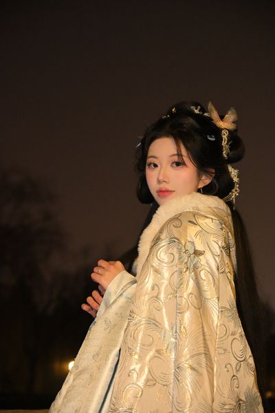 파일:왕홍.jpg