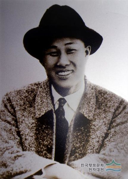 파일:채만식 사진.jpg