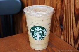 PJY 바닐라라떼.jpg